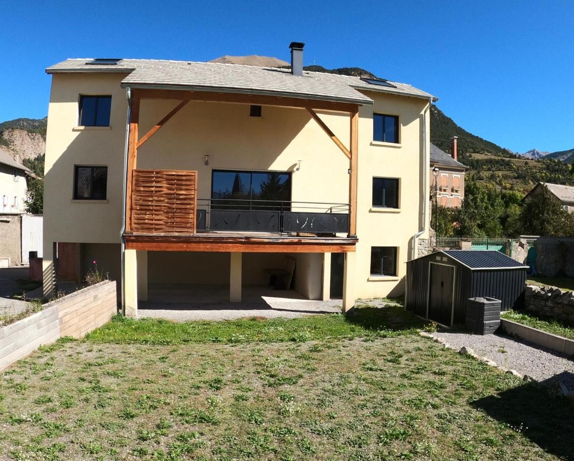 Maison Neuve Proche De Barcelonnette Jausiers Dış mekan fotoğraf